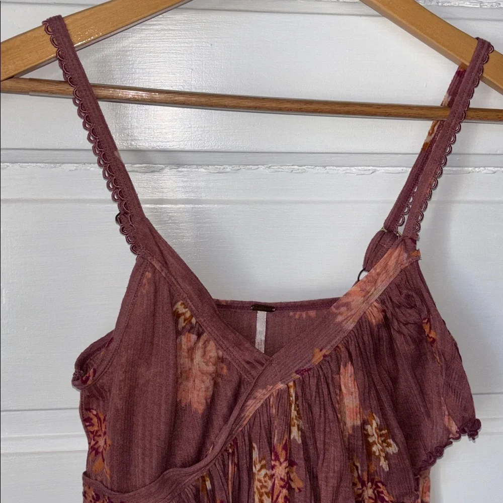 FREE PEOPLE MELBOURNE PRINTED RUFFLED RIBBED TANK